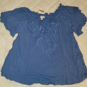 Eyeshadow Blue Floral Blouse